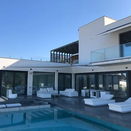 Essencia Villa